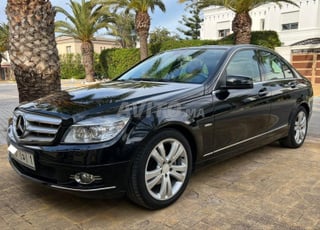 Mercedes Benz classe C 2009 DED 2010 à Rabat