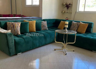 Appartement équipé et propre à louer à la journée à Fès