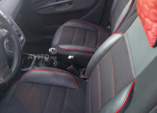 سيارة للبيع فيات جراند بونتو ديزل