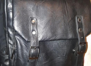 حقيبة ظهر...