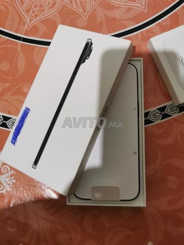 ايفون اير 512 جيجابايت جديد مع بطارية خارجية