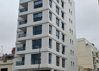 Plateaux à vendre ou à louer