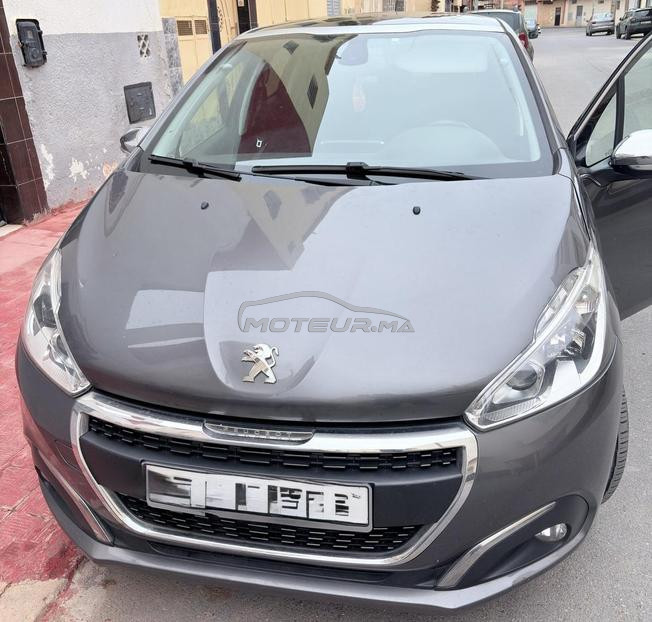 Peugeot 208 Diesel Manuelle 2019 à Temara