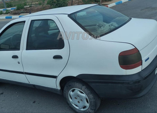 Voiture Fiat Siena