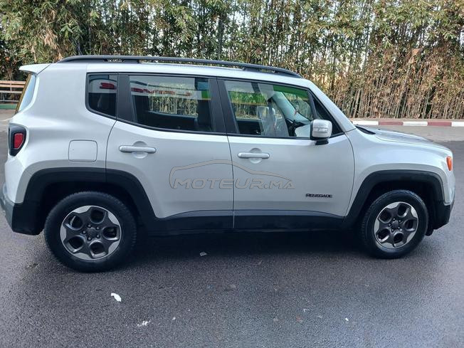 une magnifique jeep à vendre
