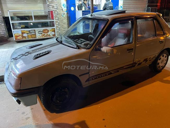 Peugeot 205