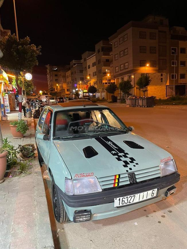 Peugeot 205