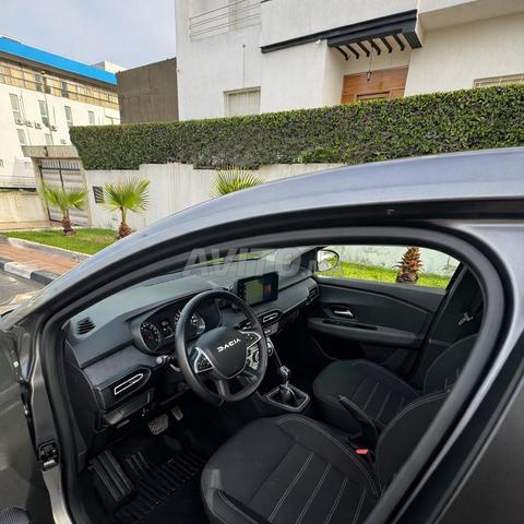 داسيا لوغان إيسونس أوتوماتيك - اليد الأولى - 2