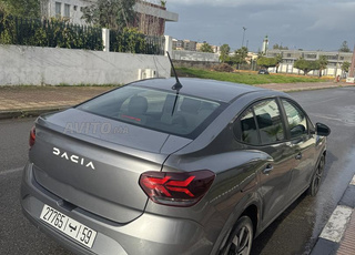 Dacia Logan Essence Automatique – 1ère main