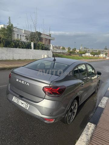 داسيا لوغان بنزين أوتوماتيك - يد أولى