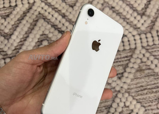 iphone xr 64GB