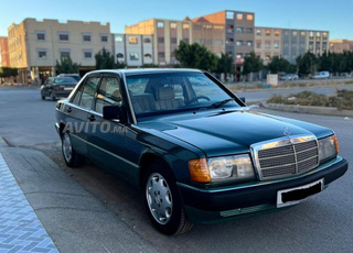 Mercedes-Benz 190D Diesel Modèle 1993 - Économique et Puissante