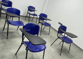 Chaise pratique pour usage scolaire et professionnel