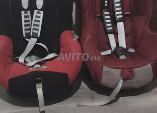 Deux sieges autos marque romer