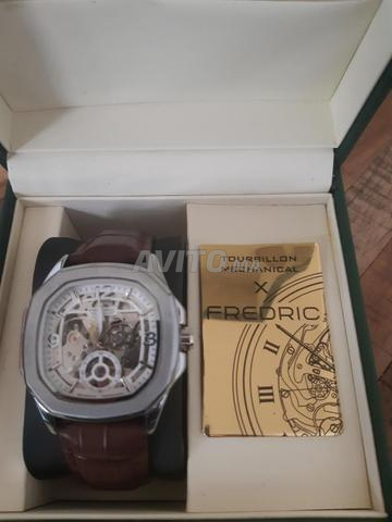 مرحبا، أبيع ساعة فريدريك