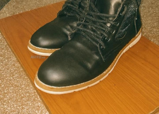 Chaussures dorijin taille 43 convient à du 44 yali9 pour les gens de service