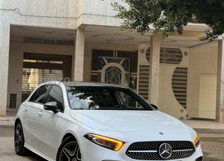 MERCEDES CLASS A220 d AMG LINE PLUS