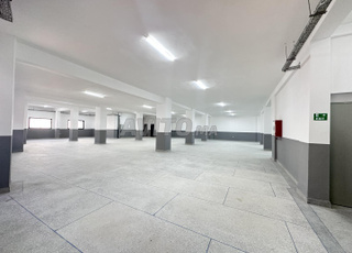 À LOUER – Plateau de stockage – 1er étg Ain Sebaa