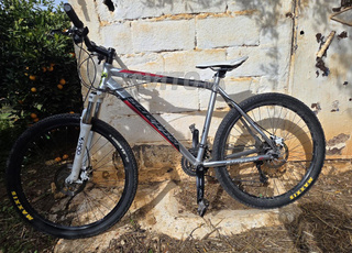Vélo VTT SCRAPPER