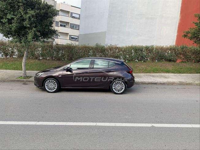 Opel Astra Diesel Automatique 2018 à Tanger