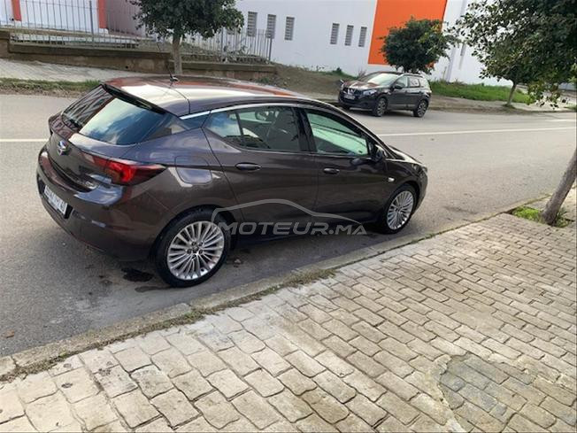 Opel Astra Diesel Automatique 2018 à Tanger