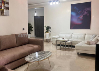 Bel appartement de trois chambres