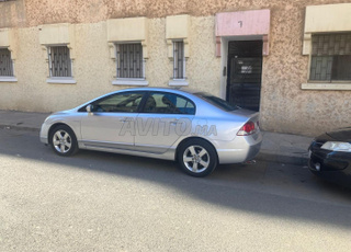 Honda Civic Essence Manuelle 2011 à Salé
