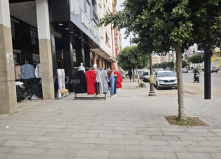 Appartement à louer à usage professionnel sur la rue principale