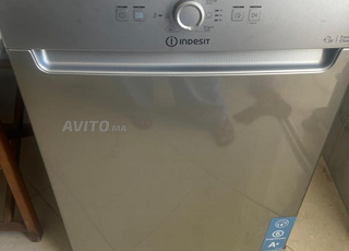 Lave-vaisselle comme neuf