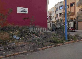 أرض 138م² بواجهتين للبيع (النواصر)