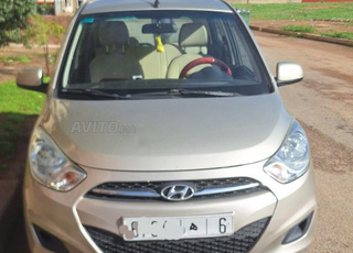 i10 modèle 2013 avec Clim