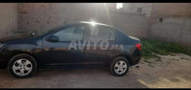 Dacia Logan 2014 en bon état