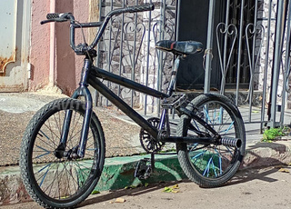 دراجة بمكس كالجديدة