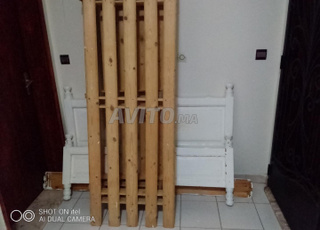 Bois de moustiquaire à vendre (négociable)