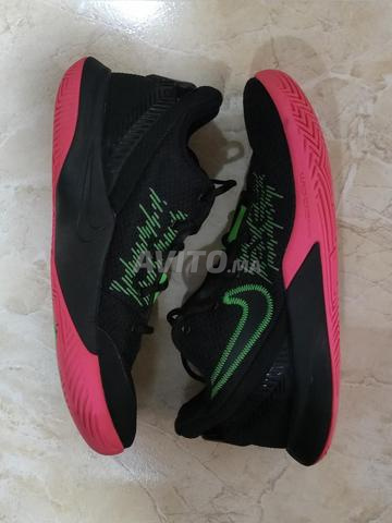 NIKE KYRIE FLYTRAP HYPER PINK 44