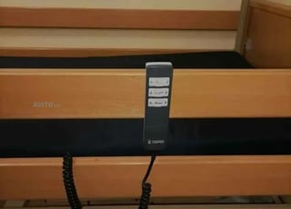 Lit médicalisé électrique