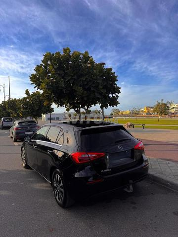 Mercedes-Benz 180 Diesel Automatique 2021 à Rabat