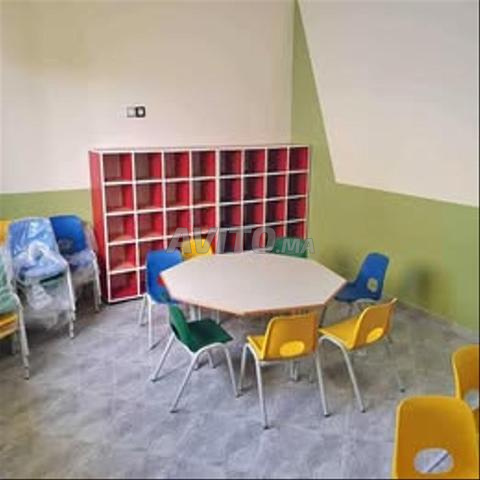 Chaise scolaire en bon état à vendre - 2