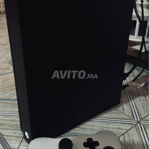 Xbox One X 1To