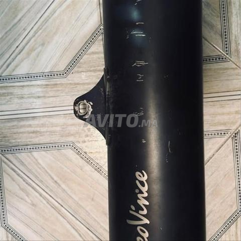 ماسورة عادم LeoVince أصلية مع كاتم صوت