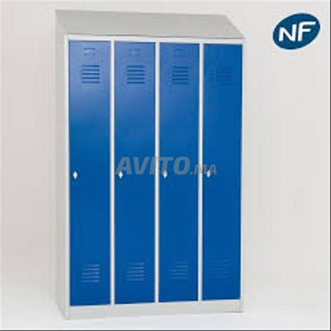 خزانة مدرسية معدنية في مراكش