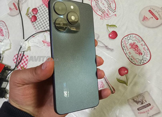 itel a70 prix 800dh 256gb 12 ram