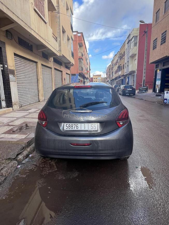 Peugeot 208 Diesel Manuelle 2018 à Mediouna