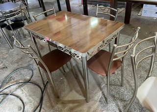 Table à manger inox💯💯✅️