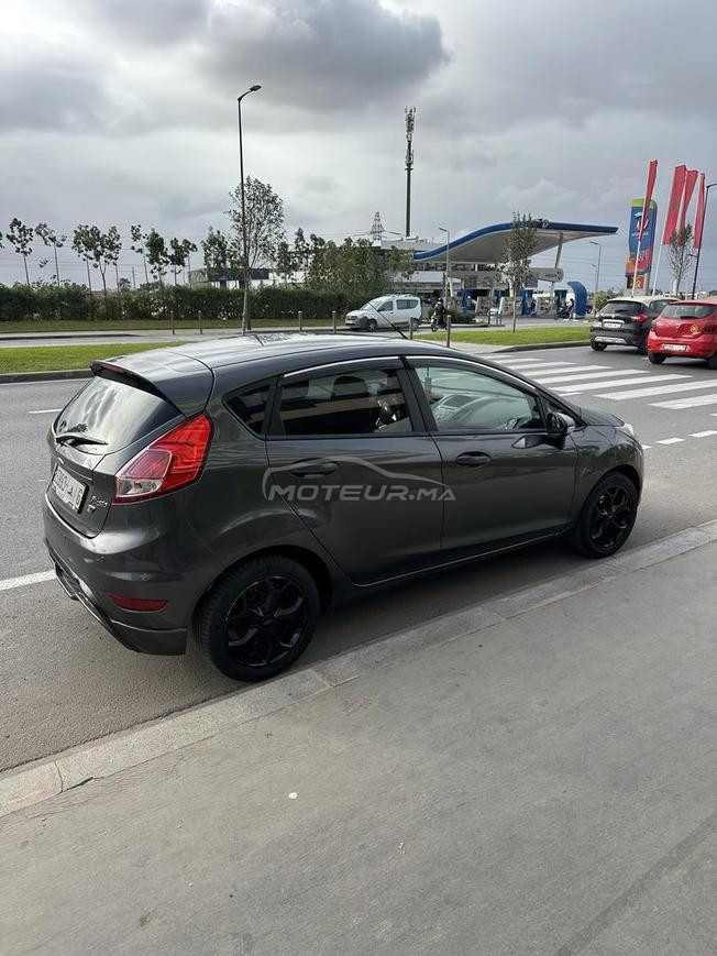 ford fiesta 2016 trend plus