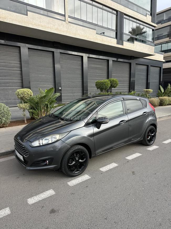 ford fiesta 2016 trend plus