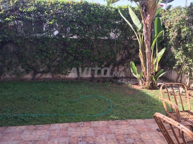 Villa à Vendre de 284 m² Zone Imm. R3 Casablanca - 2