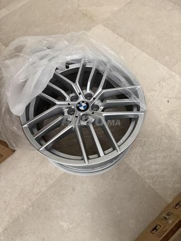 4 جنوط جديدة BMW قياس 19 بوصة