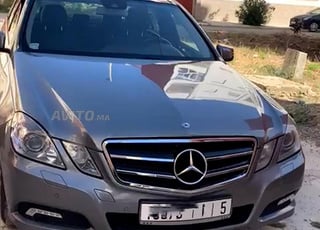 مرسيدس بنز الفئة E ديزل أوتوماتيكية 2010