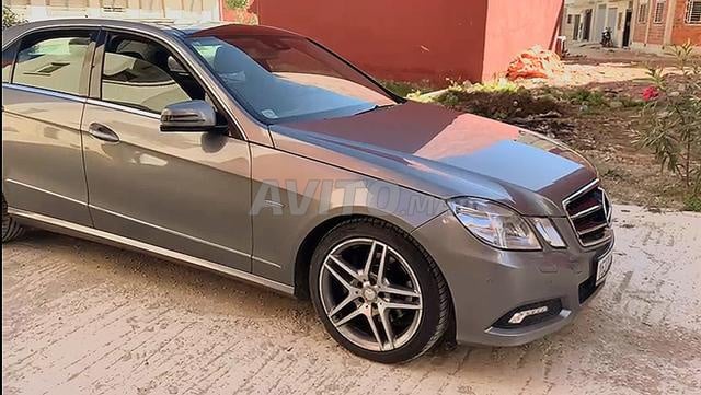 Mercedes-Benz Classe E Diesel Automatique 2010 - 2